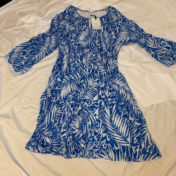 Beautiful Lightweight Elle Blue and White Abstract Dress XL NWT - Picture 4 of 10